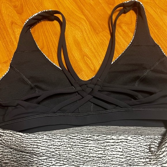 EUC Lululemon Knot Your Typical Tank *Medium Support For A/B Cup (Size 8) - Picture 11 of 14